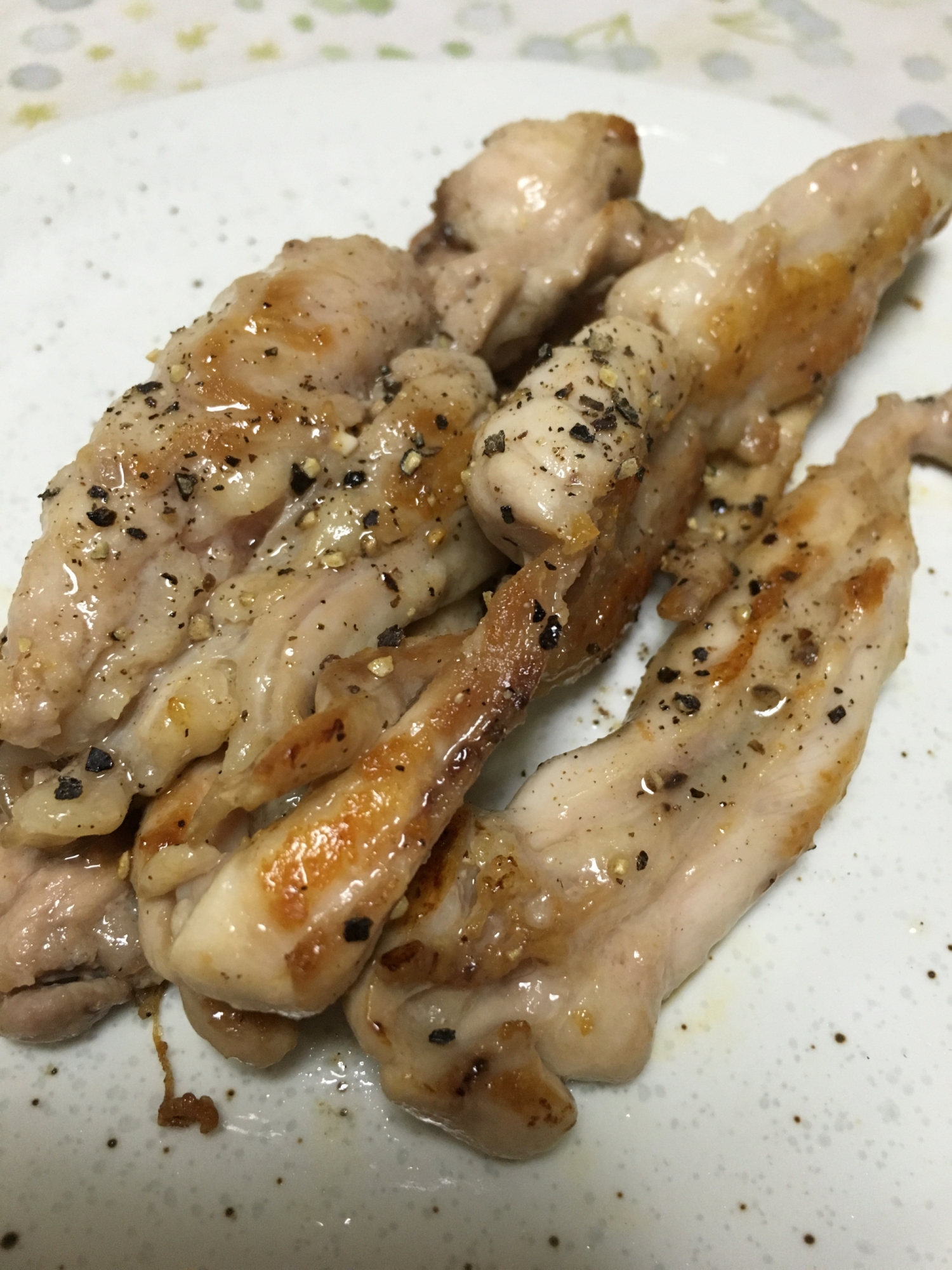簡単 居酒屋風 おつまみ せせりの黒コショウ焼き レシピ・作り方 by naryunaryu|楽天レシピ
